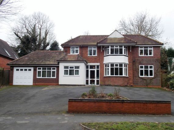 6 Bedroom Detached